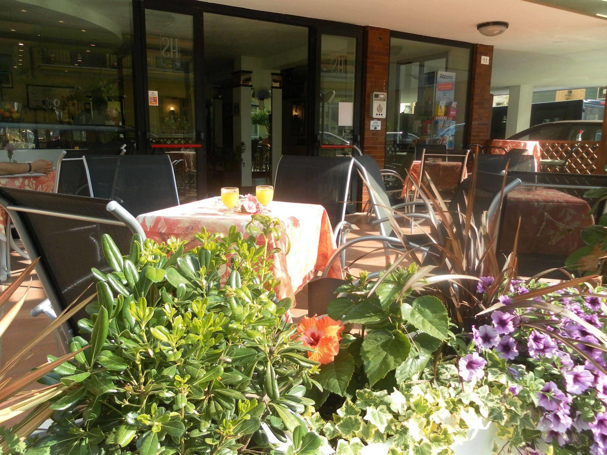 Hotel Sonne ริมินี ภายนอก รูปภาพ